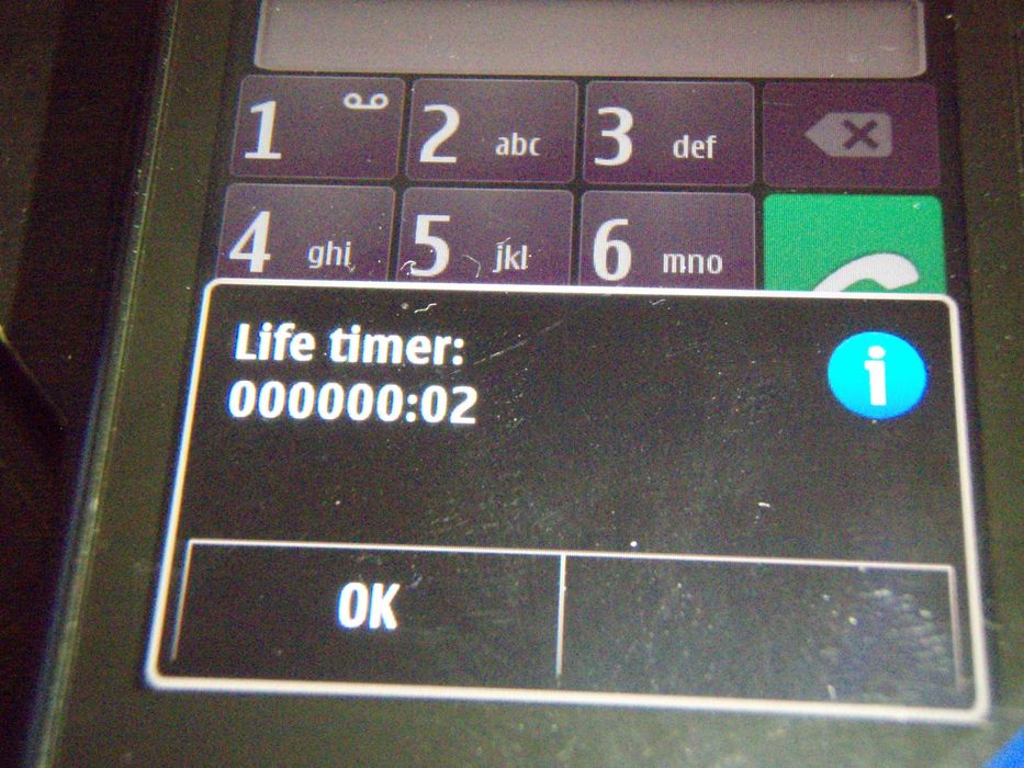 Nokia N8, functional in orice retea, aproape nou, la cutie