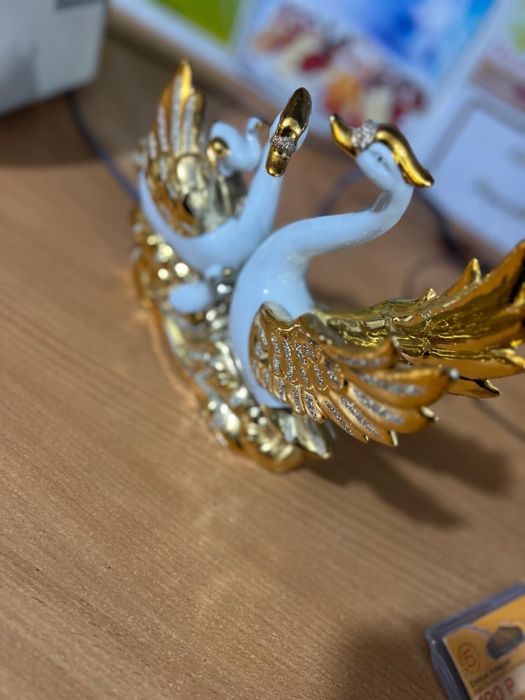 Лебеди подарок феншуй  сувенир