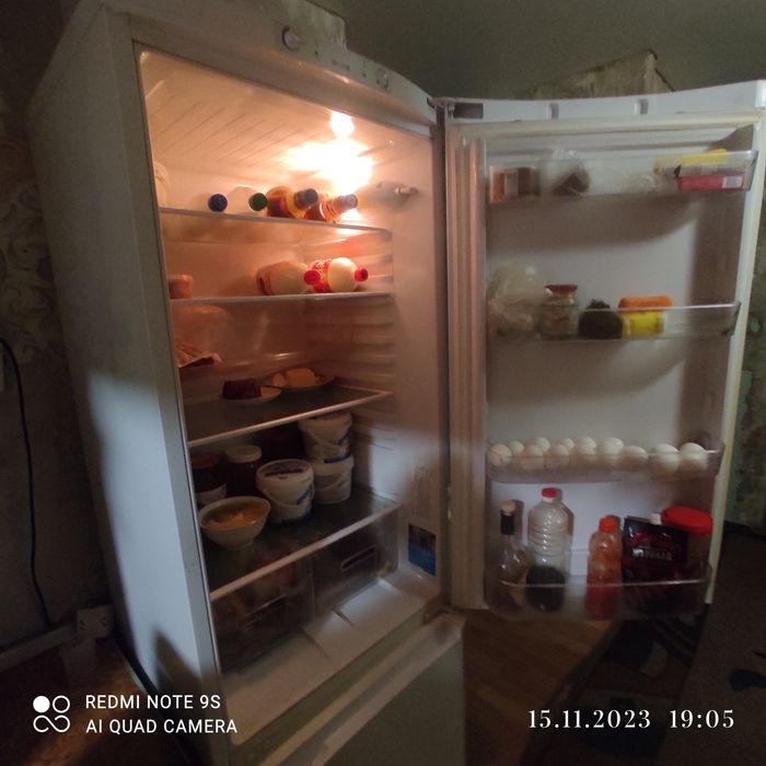 Продам холодильник