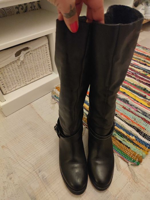 Ботуши естествена кожа 63 лв