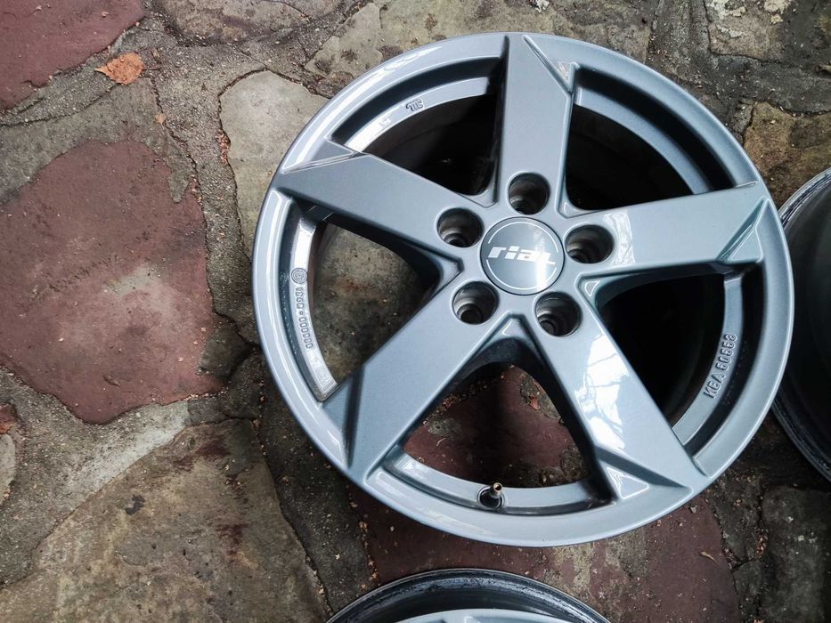 5x112 16 цола лети джанти Rial 16 цола 5x112 VW Audi Seat ET50