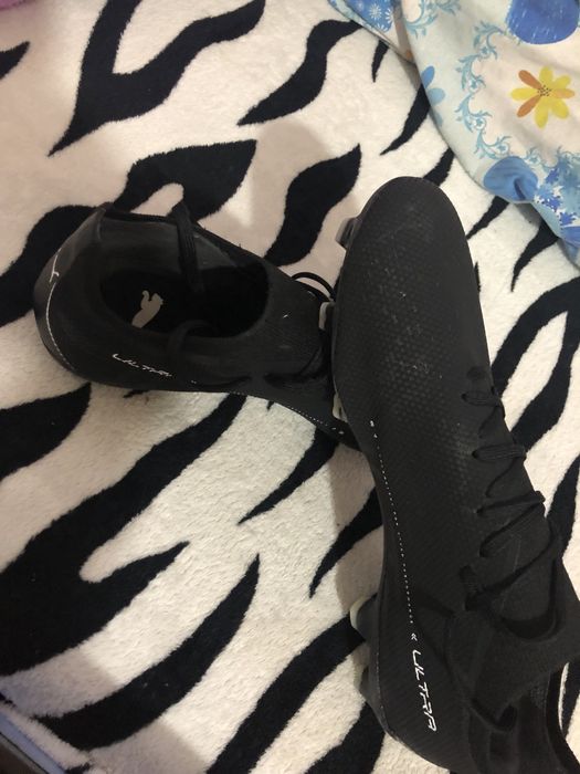 Ghete fotbal puma ultra ag/fg