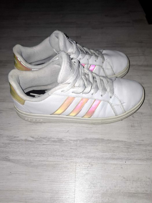 Pantofi sport Adidas +papuci cu blanita, mărimea 36