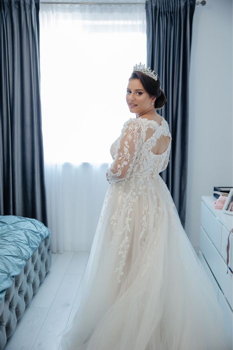 Rochie mireasa Natalia Vasiliev