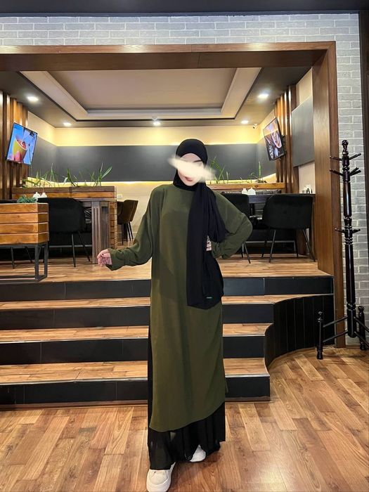 Тройка Жилбаб.Тёмно зелёная и бежевая как на фото