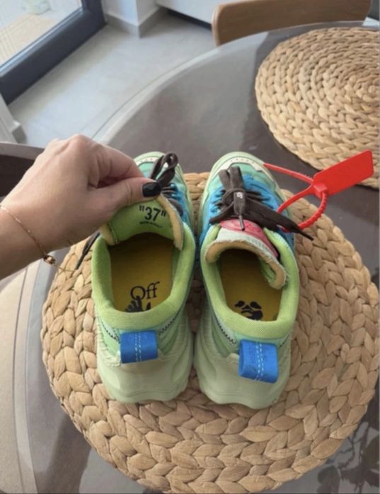 Sneakers off white