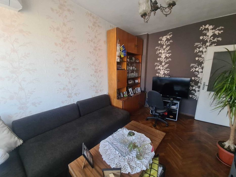 МНОГОСТАЕН АПАРТАМЕНТ в кв. Воеводски, град Хасково