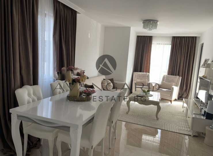 Продава се Тристаен апартамент в Пловдив, Остромила - 104 кв.м за 2279 €/кв.м - Снимка #1