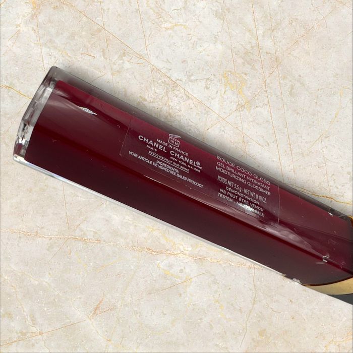 Chanel Rouge Coco Gloss Moisturizing Течно червило