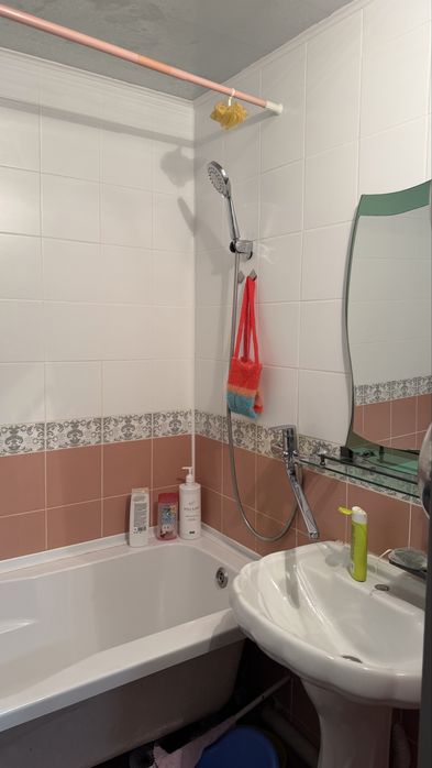 Сдам 2 комнатную квартиру