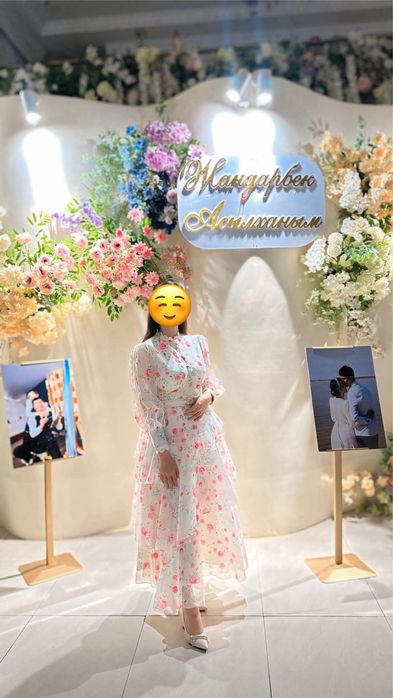 Вечерние платья.