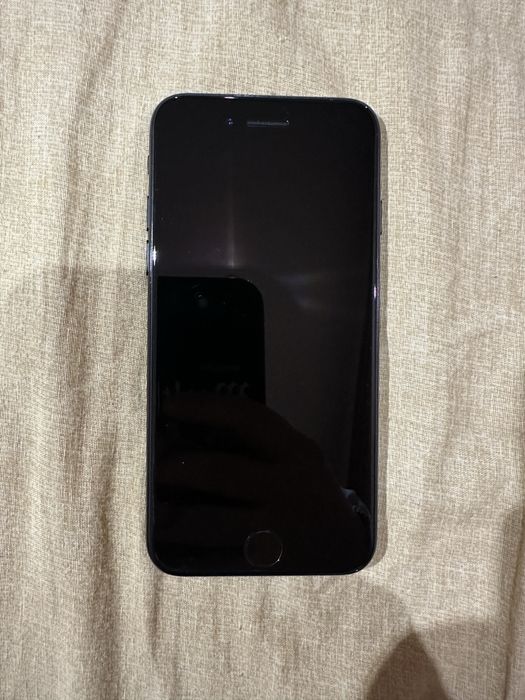 Iphone 7 256GB чисто нов