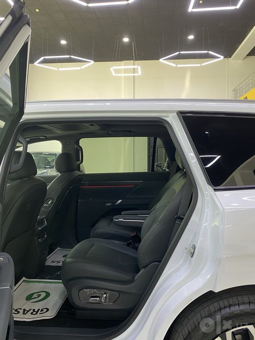Dongfeng Ep-008 hybrid restayling