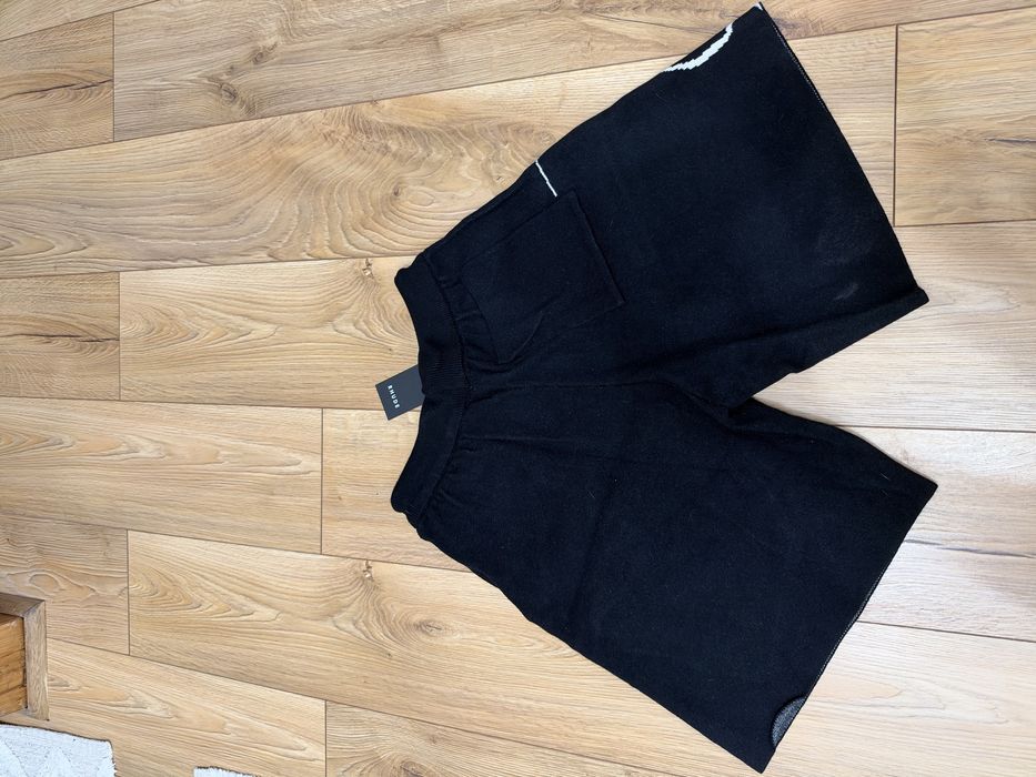 Pantalnii scurti rhude