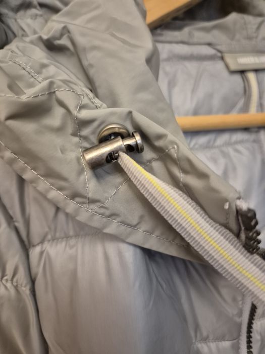 Преходно яке цвят мента