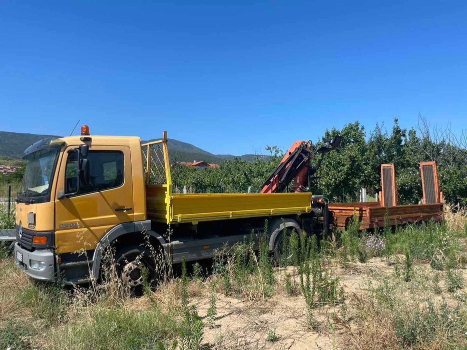 Камион Mercedes-Benz Atego 1218 + кран Palfinger PK 7101