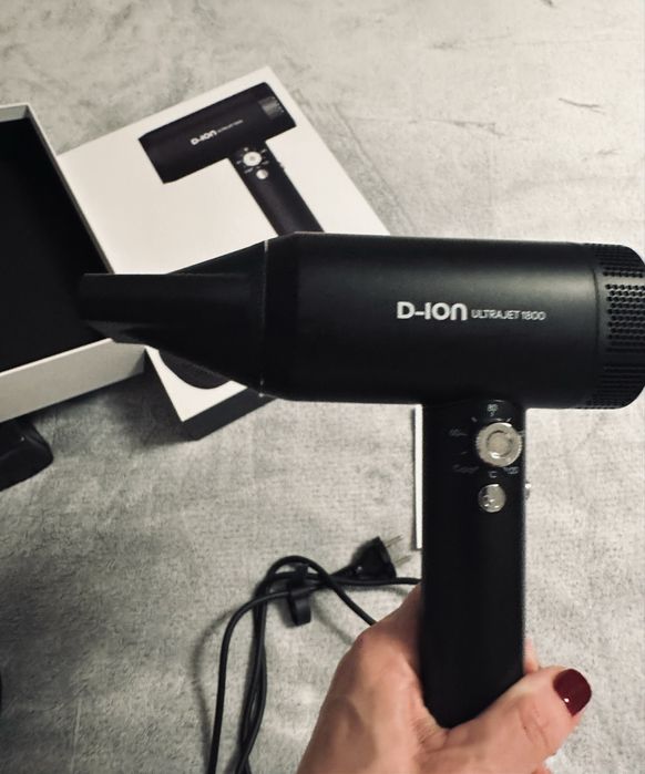 Сешоар гаранционен високоскоростен D-ION ULTRAJET 1800