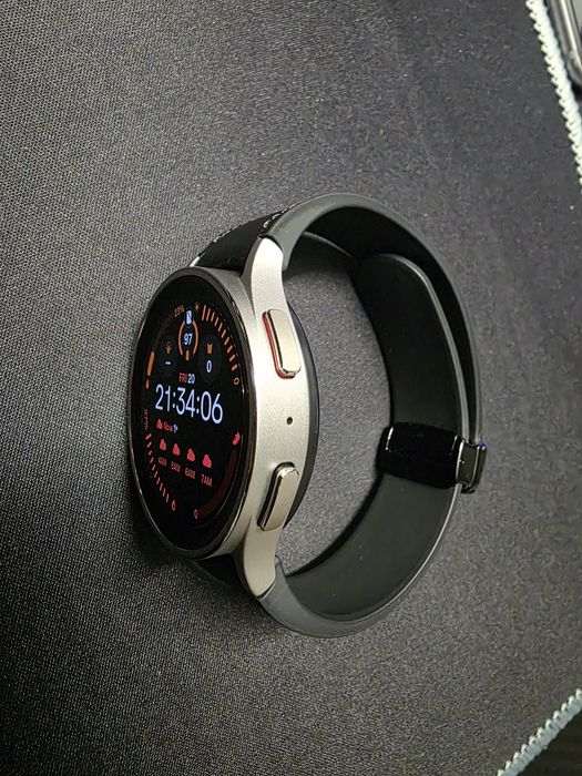 Smartwatch Samsung Galaxy Watch 5 Pro LTE Titanium Gray cu 2 Curele Originale