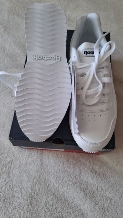Reebok marimea 35