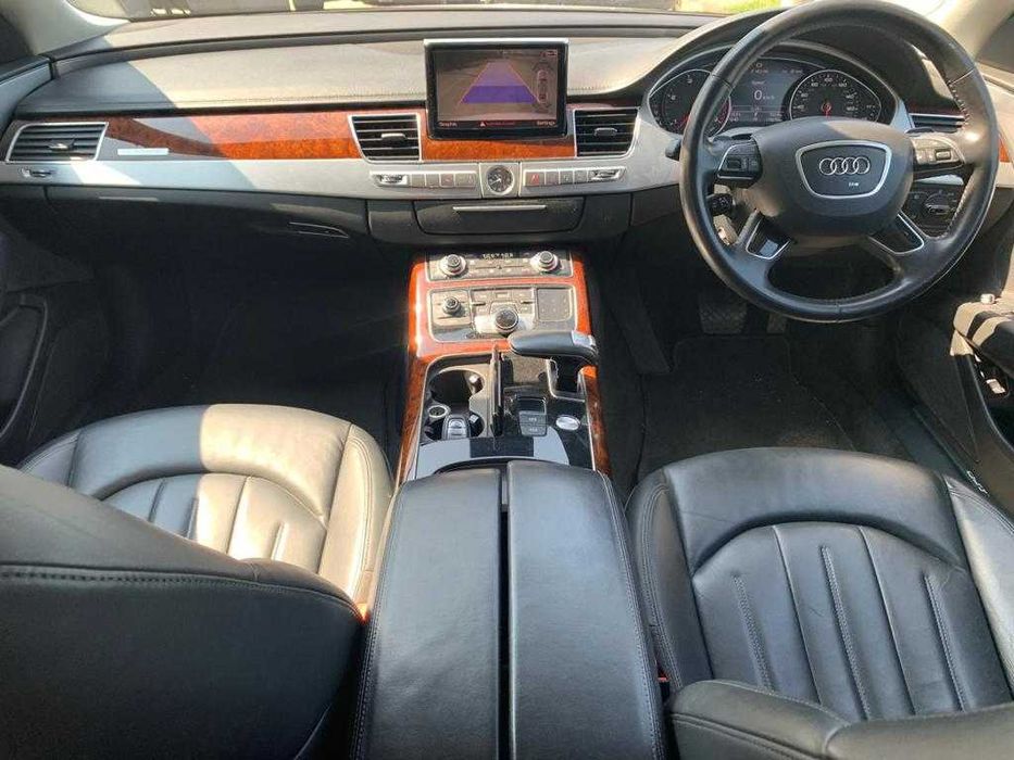 Dezmembrez Audi A8 4H/Bara/Oglinda/Far/Stop/Haion/Parbriz/Usa/Geam