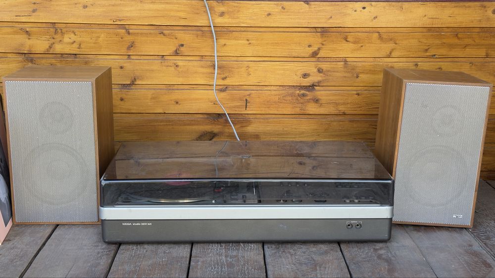 Combina Wega 3231 hifi cu pickup Dual 1228