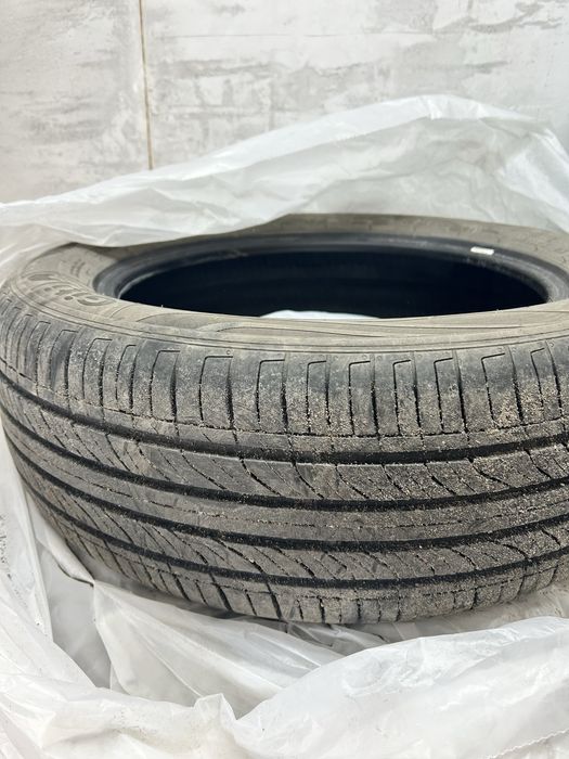 Продам шины ездил один сезон.