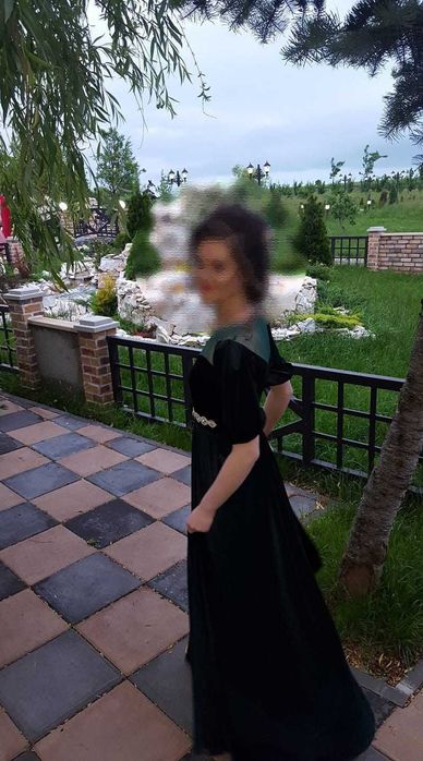 Vand rochie de seara