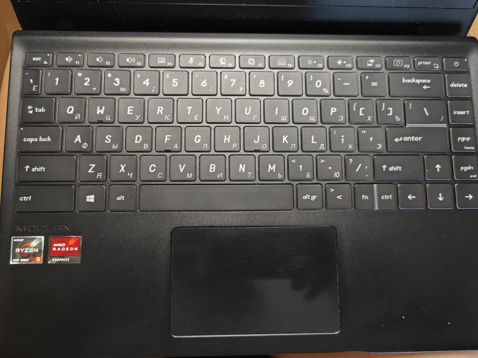 Лаптоп MSI Modern 14 B4MW ms-14dk за части