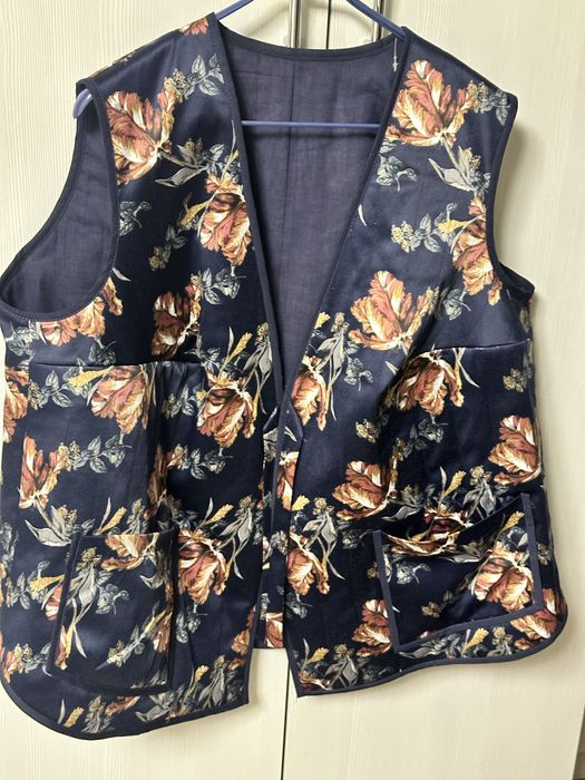 Продам жилетку пр 58-60