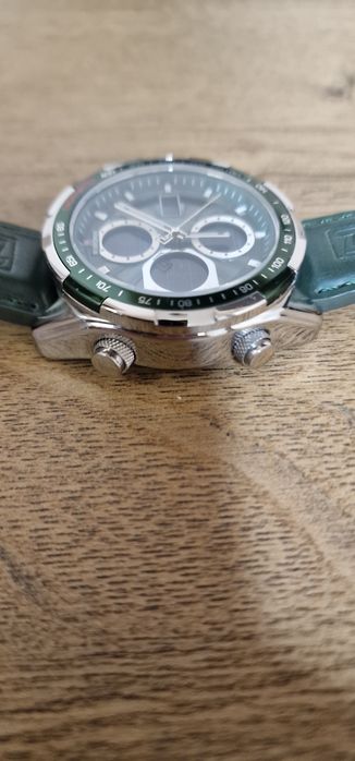 Часовник NaviForce Quartz Watch