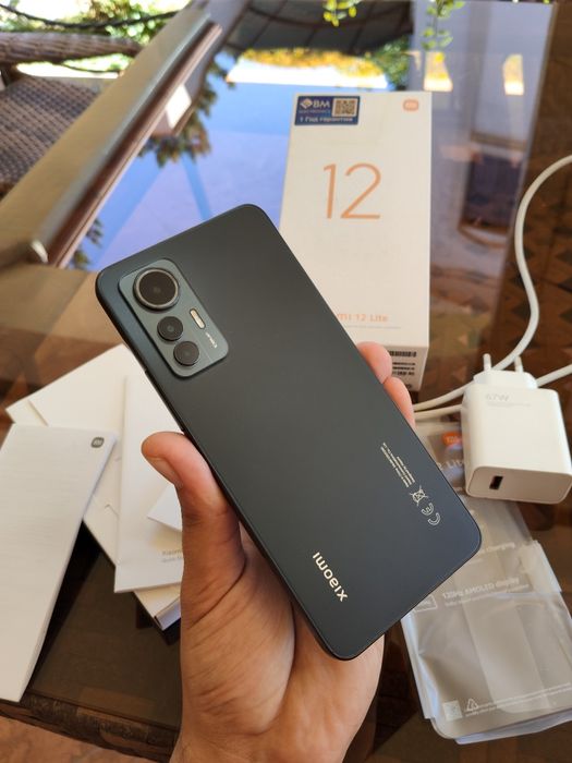 Sub-Flagman Xiaomi 12 Lite 5G 8/256гб в отличном состоянии с коробкой