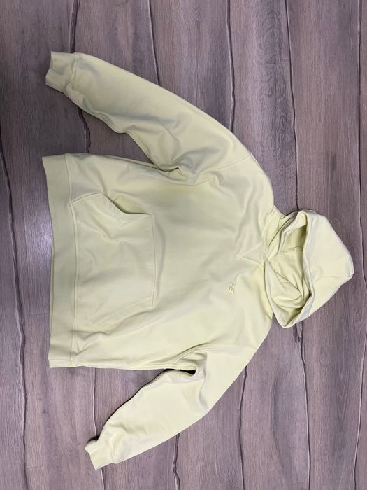 Дамски суичър New Balance