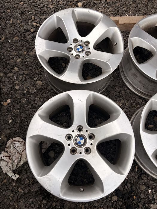 Vand sau schimb jante R19 style 132 in 2 latimi