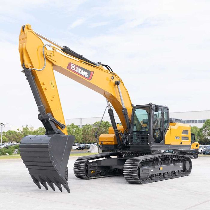 XCMG XE215G —  гусеничный гидравлический экскаватор 1.1 куб