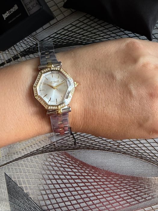 Дамски часовник НОВ Just Cavalli
