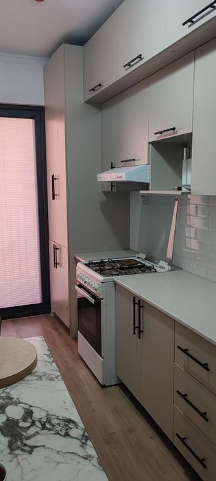 Квартира с хозайкой. Город Ташкент. Электаппарат. Голден хаус.