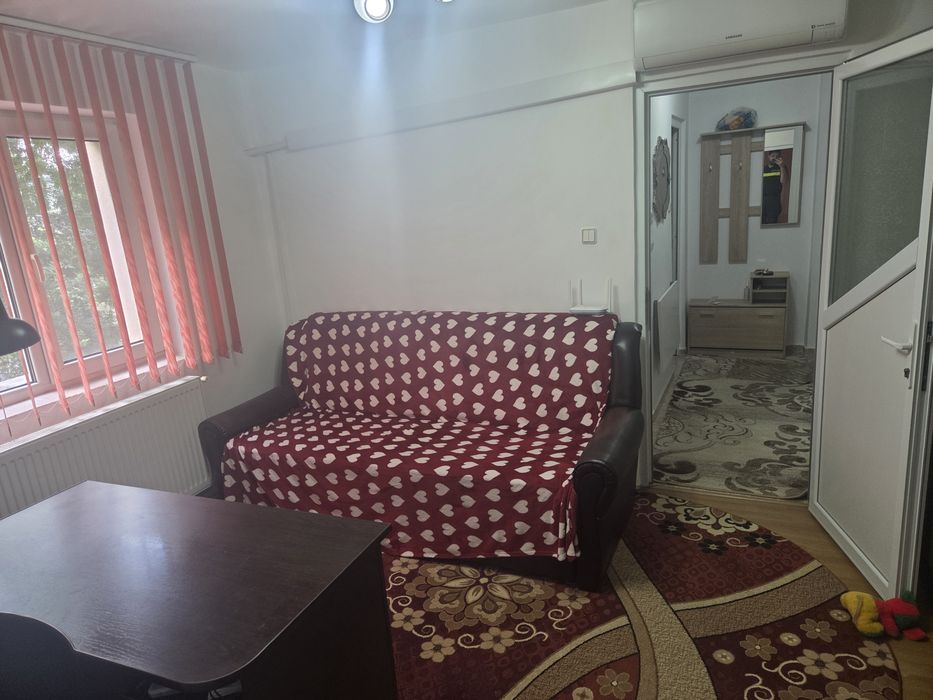 Aprtament cu 2 canere în mun. Giurgiu, jud. Giurgiu