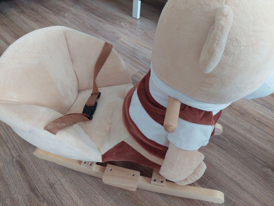 Люлеещо се мече ФРЕДО