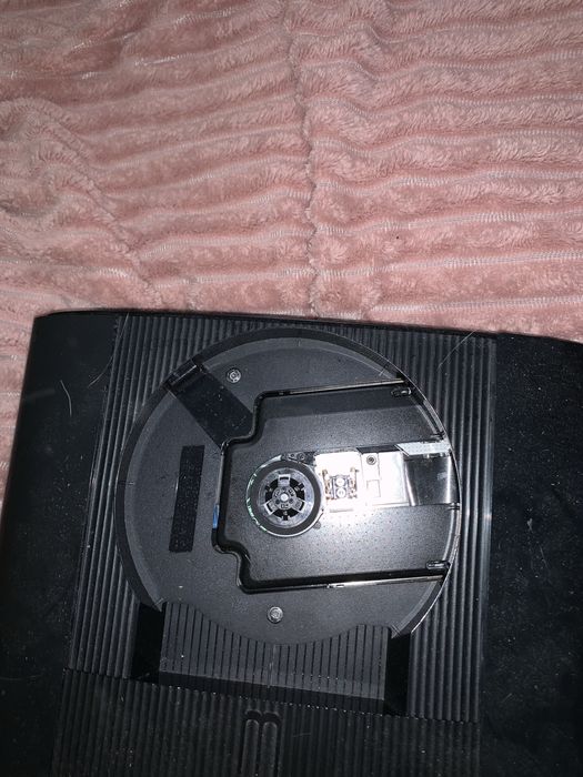 Продам PS3 Super Slim