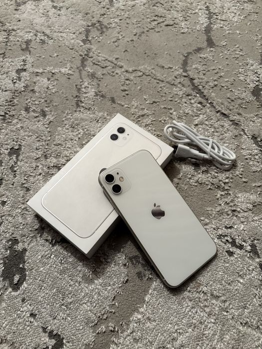 Айфон 11 , IPhone 11
