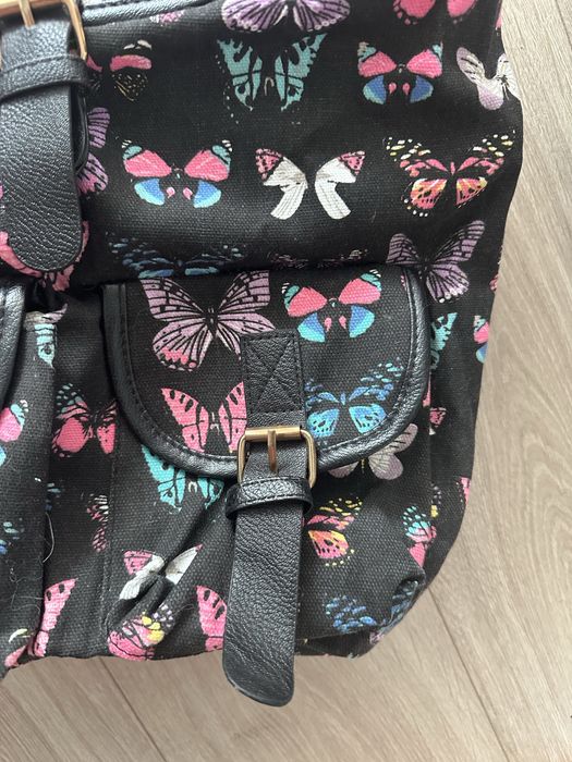 Vand geanta de umar colorata