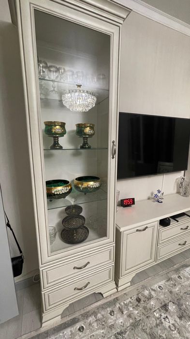 Витрина для гостинной