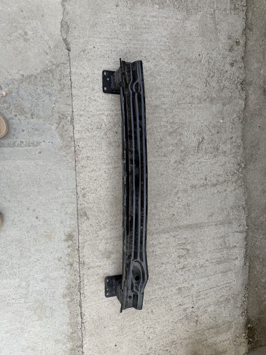 Armatura bara spate Audi Q3