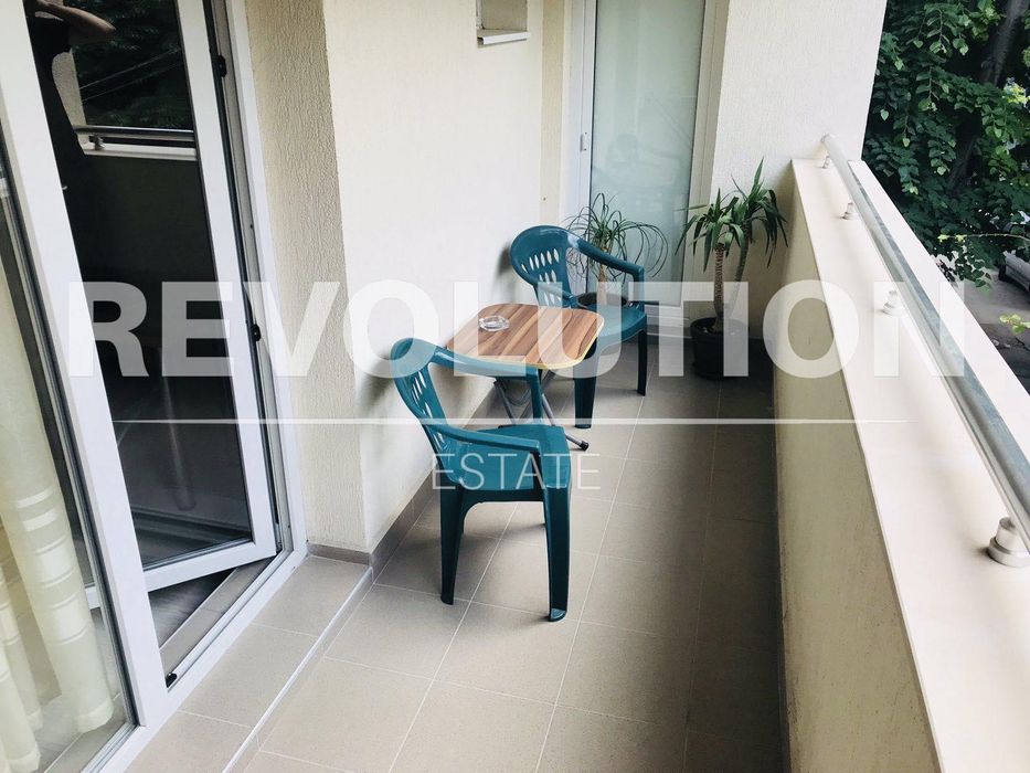 Дава се под наем Едностаен апартамент в Варна, Център - 35 кв.м за 400 € - Снимка #6