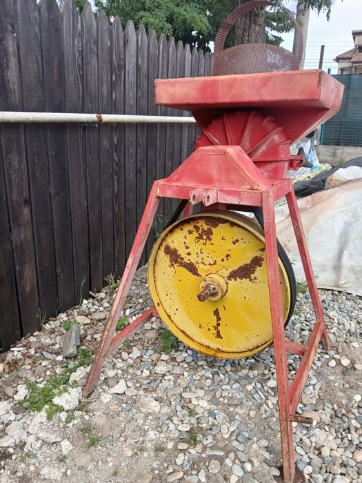 Moara cereale la cardan tractor