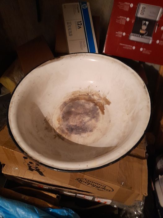 Ламаринено Корито,леген,закачалки и дръжки за шкафове