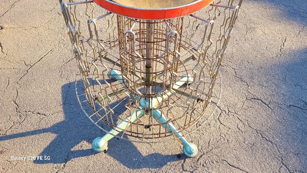 Стара автентична стъклена дамаджана,съд за вино или ракия