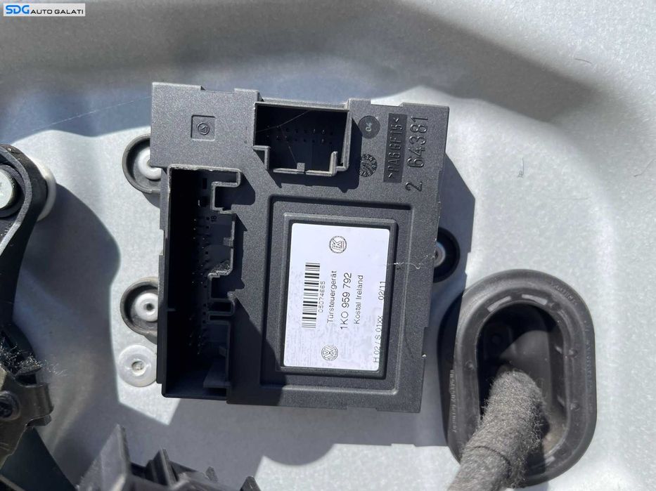 Calculator Modul Confort de pe Usa Portiera Stanga Fata Volkswagen Caddy 2015 - 2020 Cod 1K0959792 [C4888]