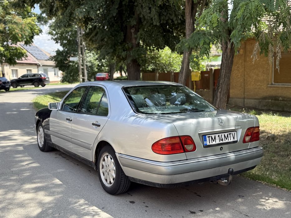 Mercedes w210 E-Klasse E200d ELEGANCE  automat