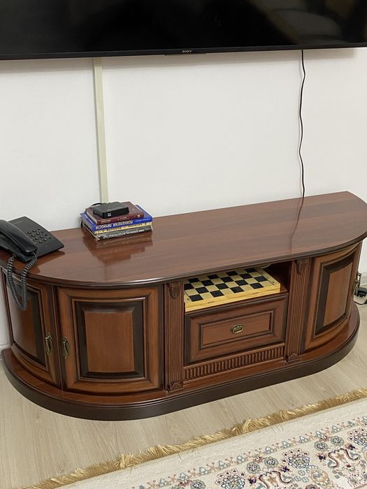 Продаю гостиную мебель